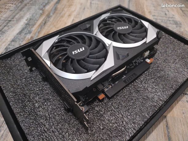 AMD Radeon RX 6500 XT 1