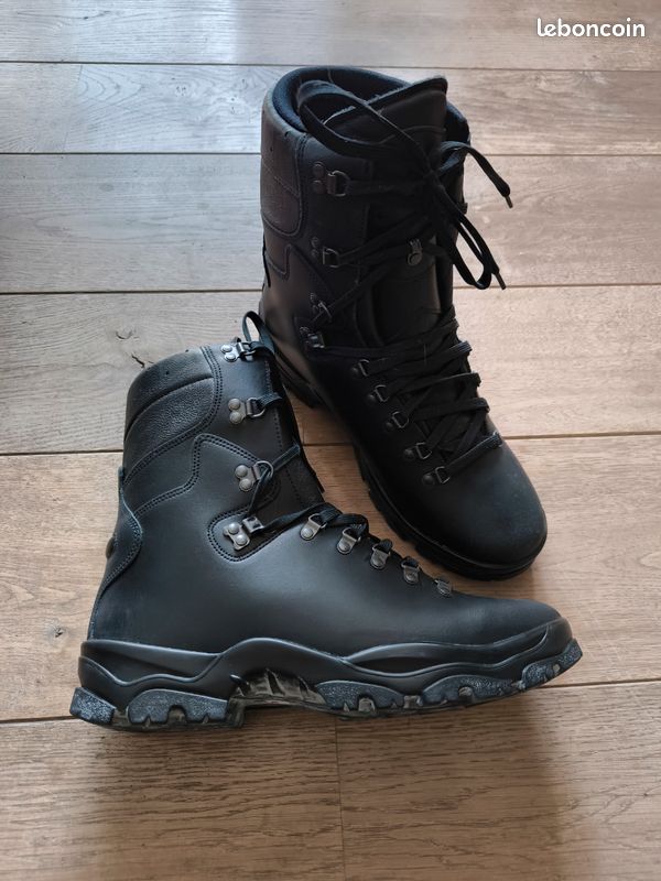 Chaussures De Combat Type FÉLIN Neuves - Modèle Armée Française - Taille Unique / Noir - Neuf Avec Emballage