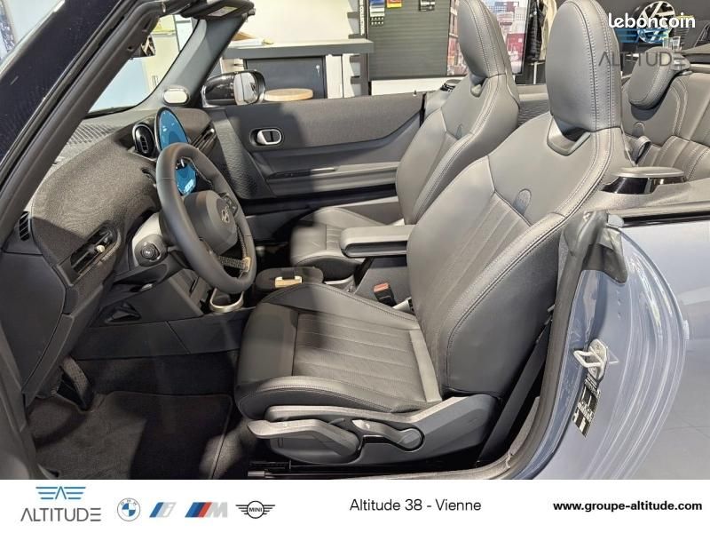 Mini Cooper Cabrio C 163ch Favoured DKG7 (image 13)