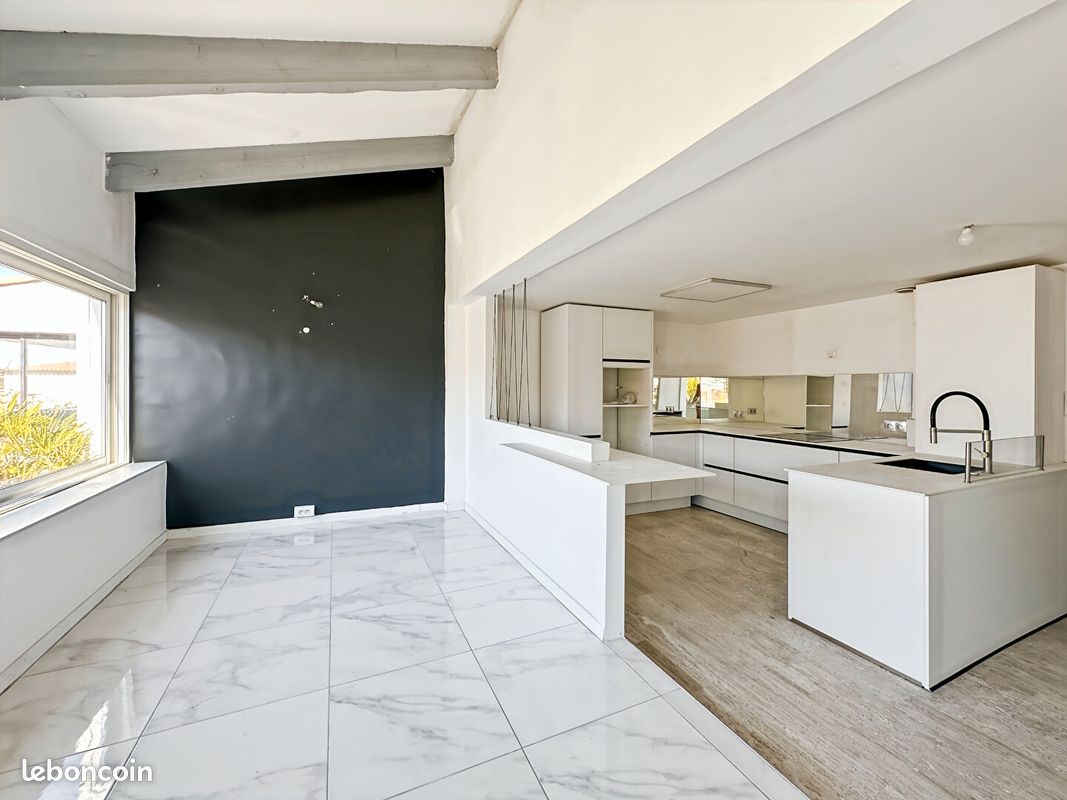 Appartement 4 pièces 129 m² · à Sausset-les-Pins · 129 m² · 1 500 €