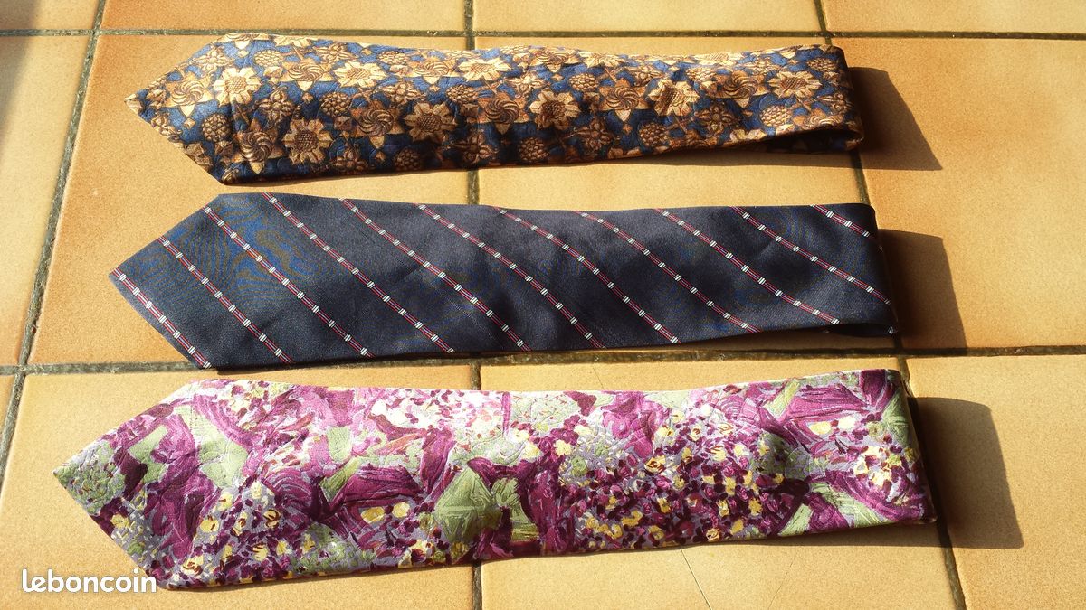 Lot de 3 cravates pur soie Lanvin Paris (image 1)