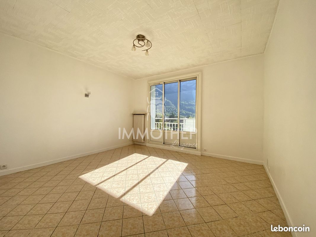 Appartement 3 pièces 54 m² · à Saint-Égrève · 54 m² · 735 €/mois