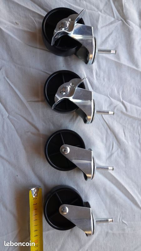 4 roulettes (image 2)