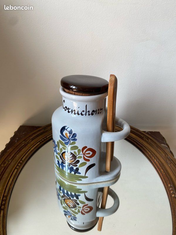 Pot à Cornichons Vintage en Grès / Céramique avec sa Pince en Bois (image 1)