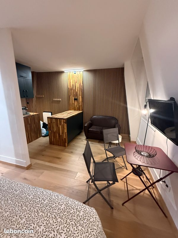 Appartement 1 pièce 23 m² · à Paris · 22,8 m² · 1 250 €/mois