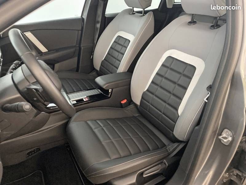Citroën C4 Hybride 136 e-DCS6 Max (image 9)