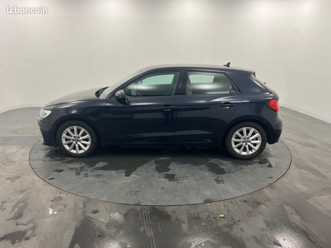 Audi A1 sportback 30 TFSI 116 ch S tronic 7 Design Luxe (image 2)