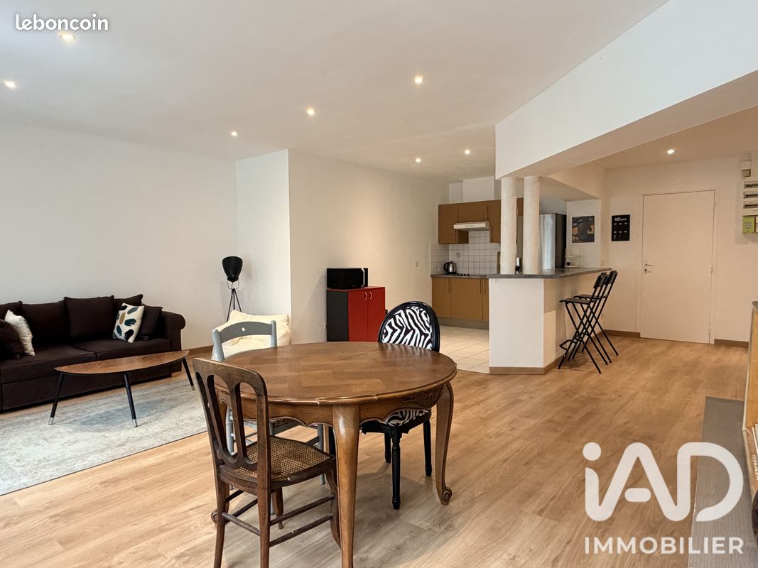 Appartement 2 pièces 70 m² · à Pantin · 70 m² · 320 000 €