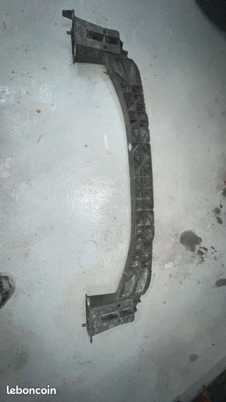 Renfort plastique pare choc avant PEUGEOT 308 T7 (image 1)