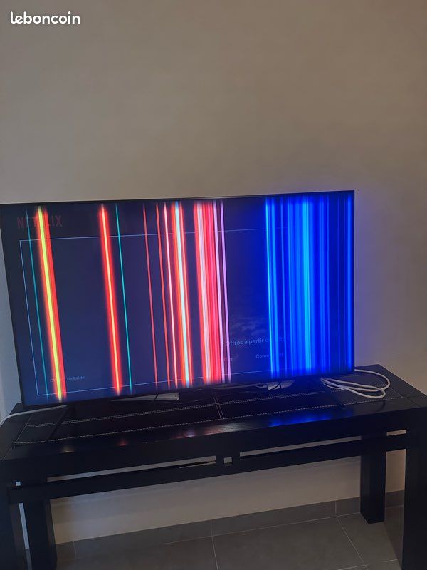 Téléviseur Smart TV Samsung 55" (138 cm) 4K Ultra HD (image 3)
