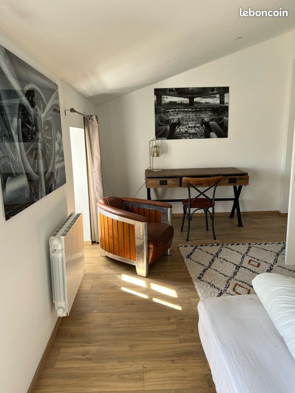 Appartement 3 pièces 80 m² · à Marans · 80 m² · 999 €