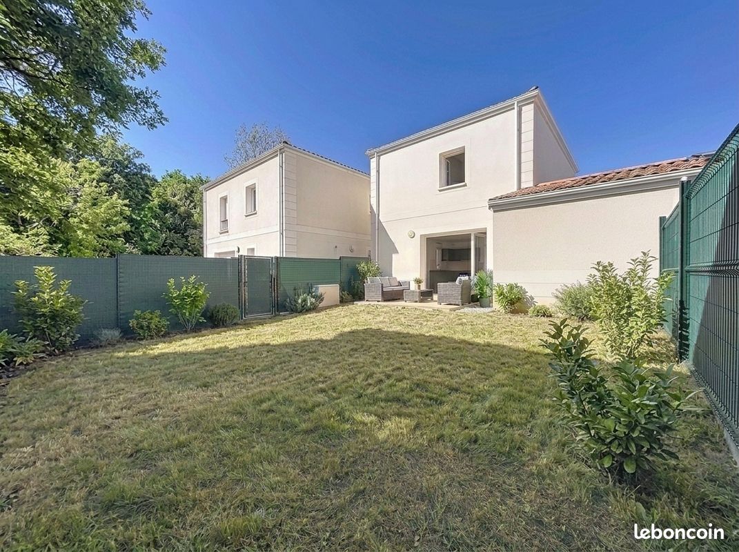 Maison 3 pièces 70 m² · à Bouliac · 70 m² · 250 000 €