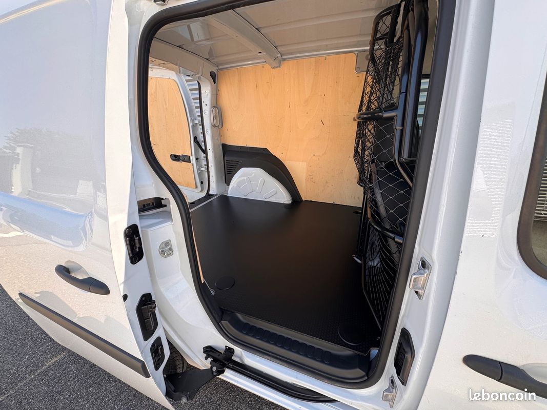 RENAULT KANGOO 1.5 DCI 95ch EXTRA R-LINK 9575 HT (image 6)