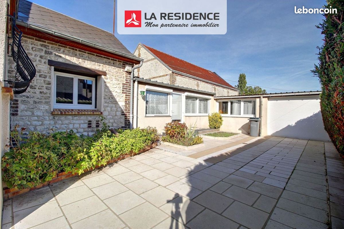 Maison 6 pièces 126 m² · à Saint-Étienne-du-Rouvray · 126 m² · 199 800 €