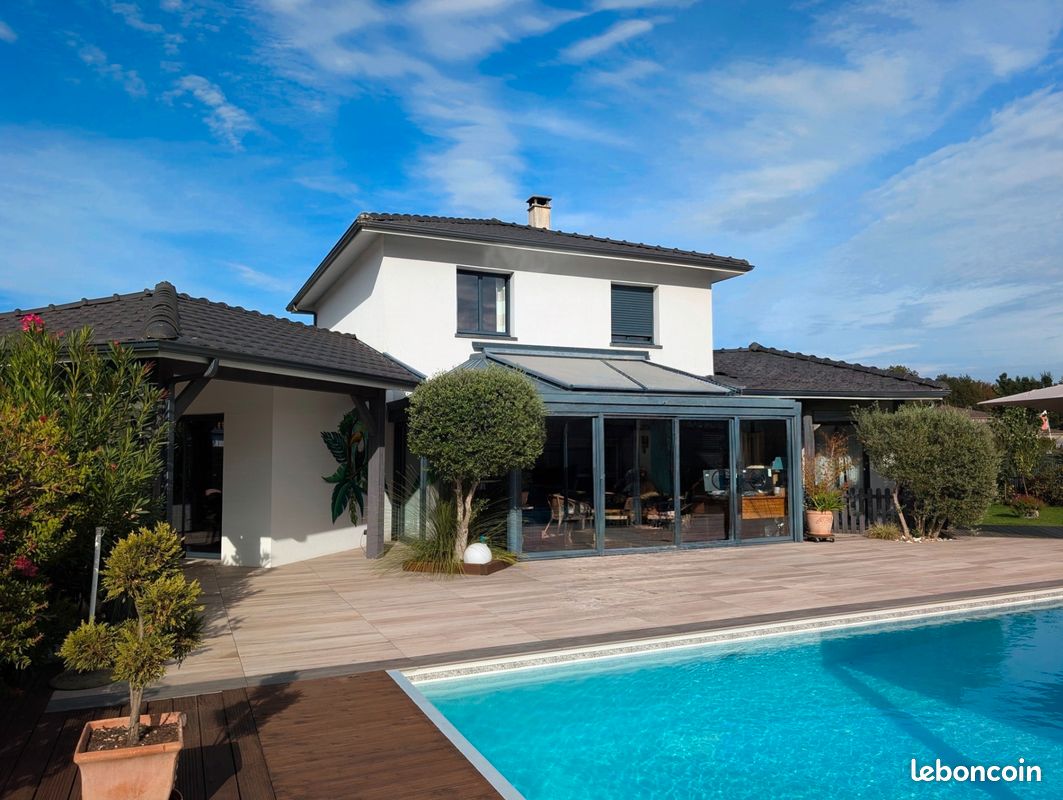 Maison 6 pièces 177 m² · à Mios · 177 m² · 795 000 €
