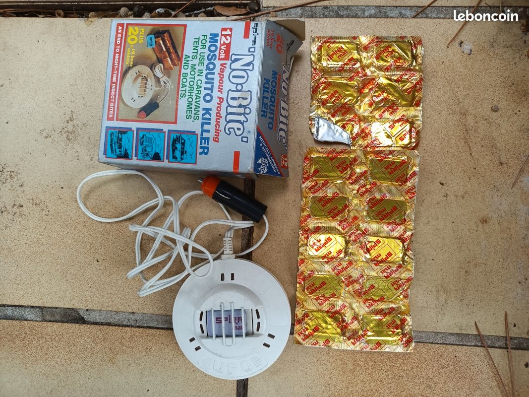Antimoustique 12 volts pour camping car caravane avec tablettes diffusion (image 1)