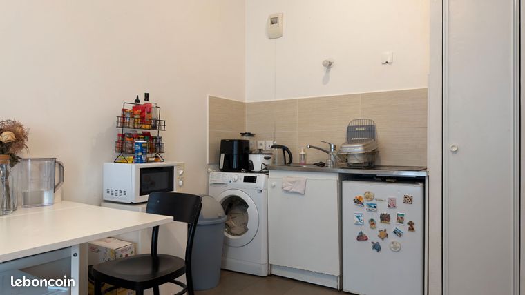 Studio 1 pièce 25 m² — 5