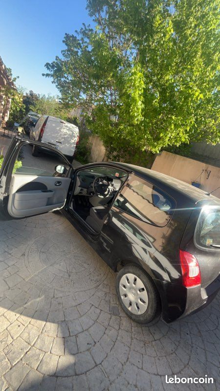 Twingo II phase 1 2007 1.2 i 16V 75 cv (image 1)
