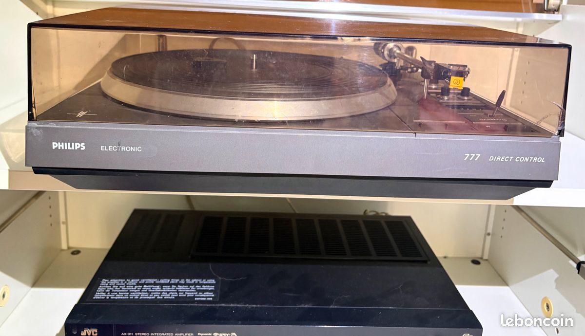 PLATINE TOURNE-DISQUES PHILIPS à remettre en état ou pour pièces EUR 25,00 - FR PLATINE TOURNE-DISQUES PHILIPS à remettre en état ou pour pièces EUR 25,00 - FR