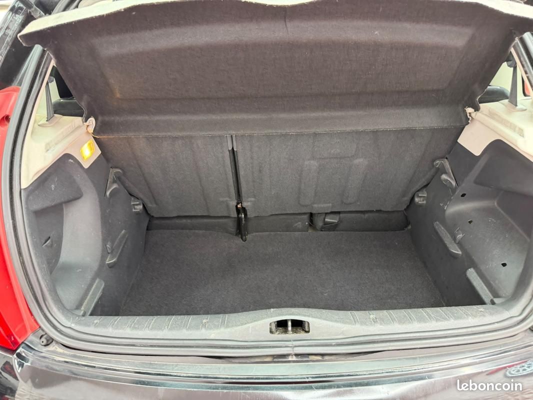 Citroën C3 1.6 i 16V 110 CV. Phase 2 (image 10)