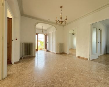 Maison 670 000 € - 282 m²