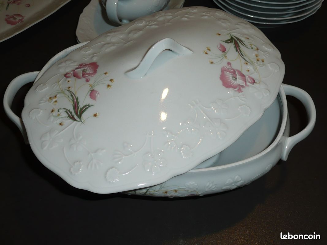 Veritable Porcelaine de limoges Décoration, " Fleurs avec