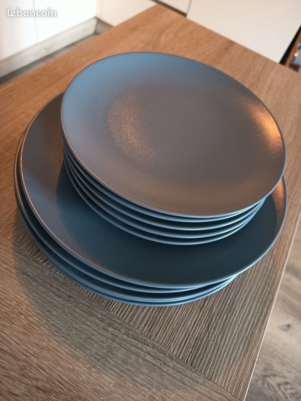 Lot assiettes (image 2)