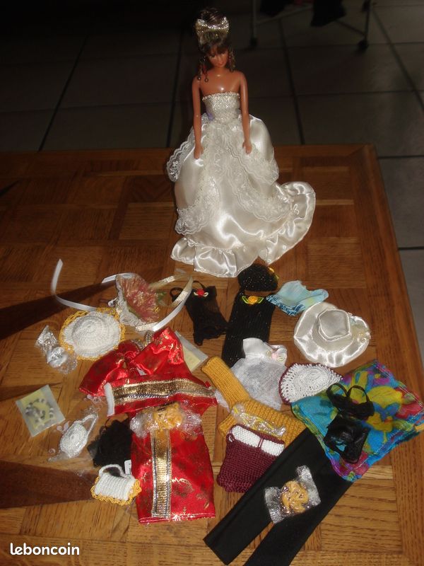 Barbie (image 1)