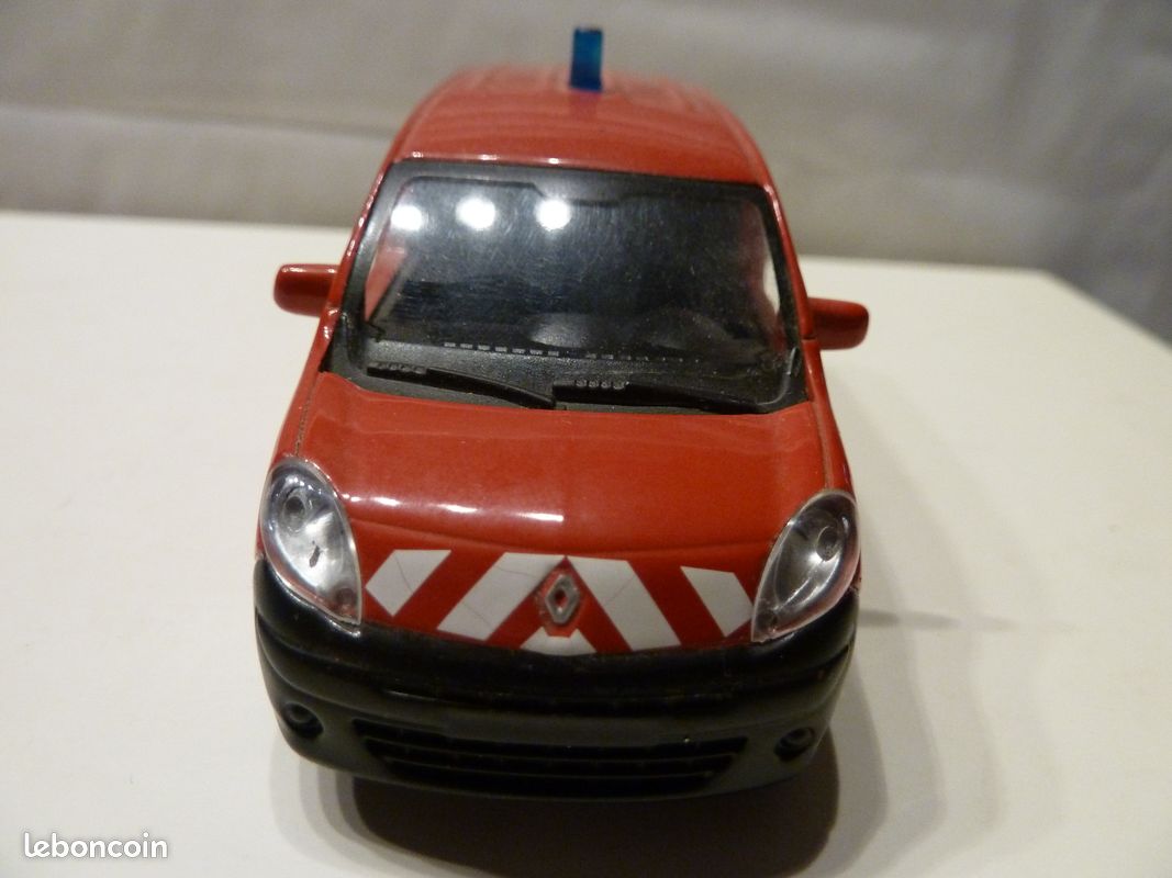 Maquette Solido 1/43 Renault Kangoo 1998 Pompiers De Paris - Occasion TBE, Mise En Boîte