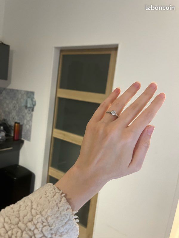 Bague taille M ( proche de 52) (image 2)