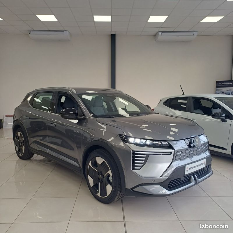 MITSUBISHI ECLIPSE CROSS BEV 87 KWH 220 INVITE+ 22kW (image 3)