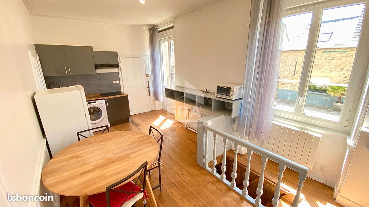 Immeuble 7 pièces 136 m² · à Laval · 136 m² · 264 200 €