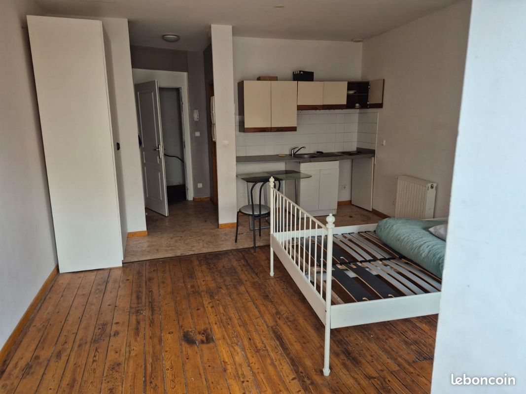Appartement 1 pièce 30 m² · à Annonay · 30 m² · 470 €/mois