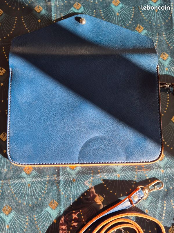 Pochette David Jones Orange et Bleue (image 5)