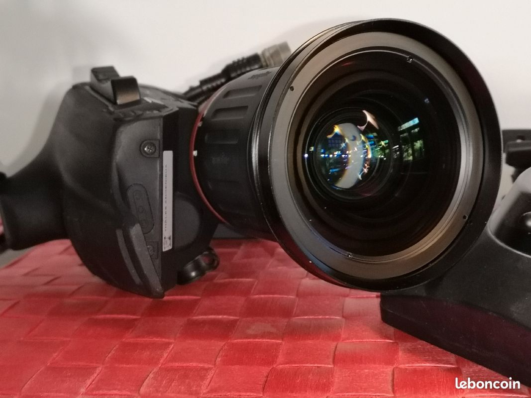 Objectif B4 Angenieux 12x5,3 AIF HR (image 1)