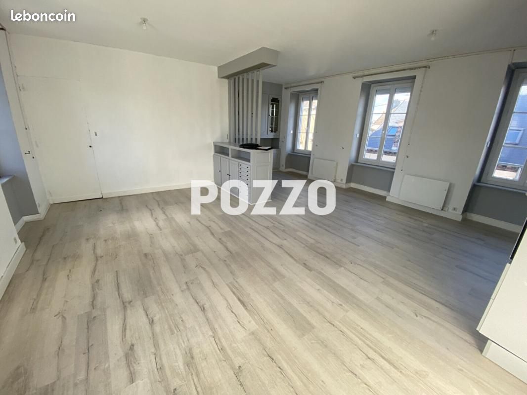 Maison 4 pièces 87 m² · à Cherbourg-en-Cotentin · 87 m² · 930 €/mois