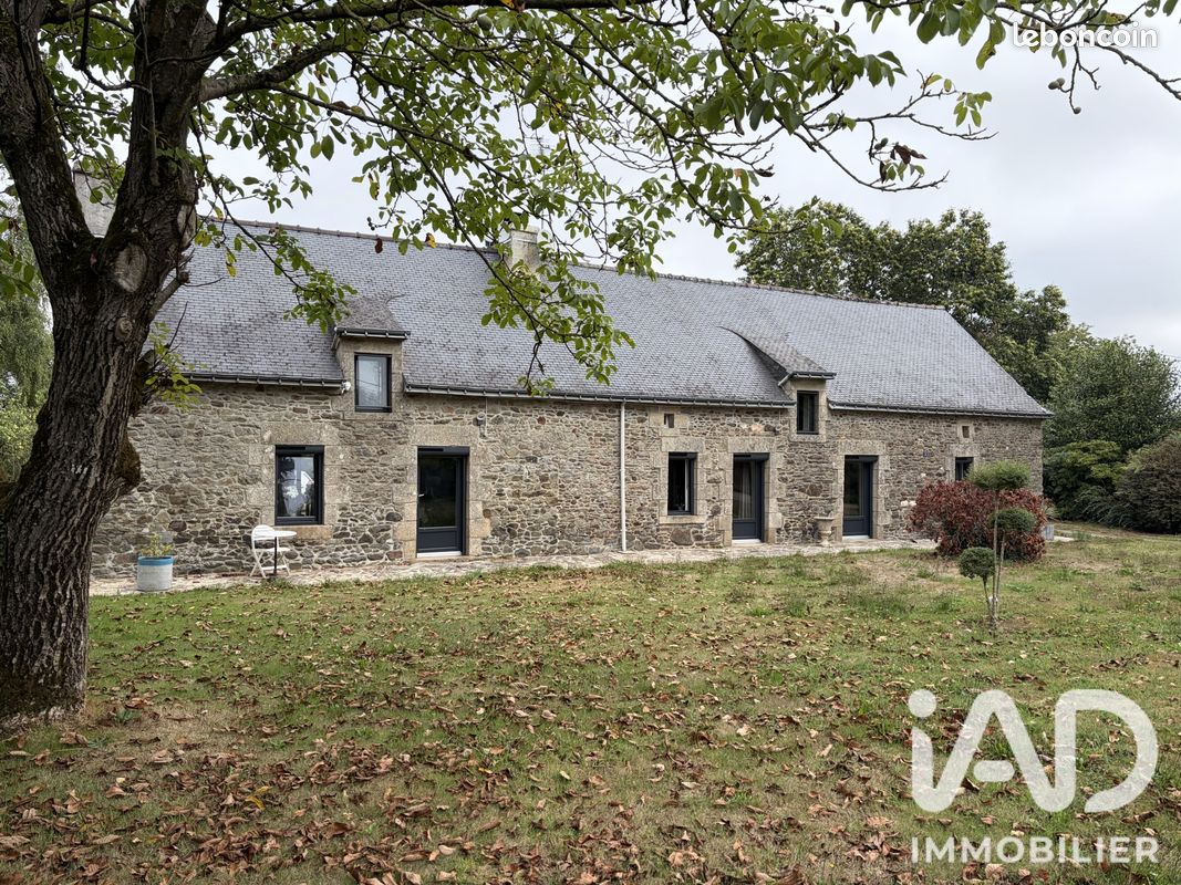 Maison 8 pièces 177 m² · à Moréac · 177 m² · 292 000 €