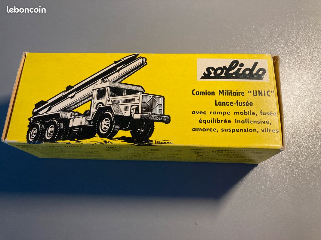 Solido 201 Unic Sahara 1/50 tracteur sans la rampe lance-fusée