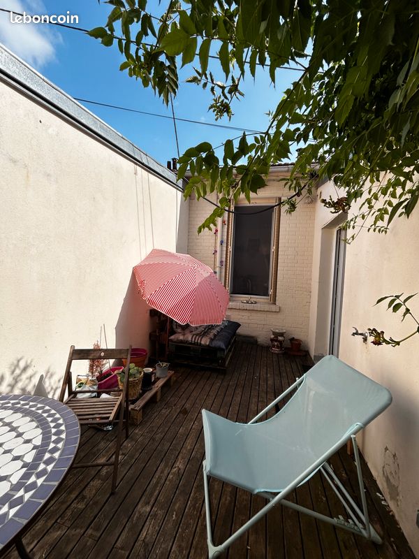 Appartement 1 pièce 28 m² · à Romainville · 28 m² · 200 €
