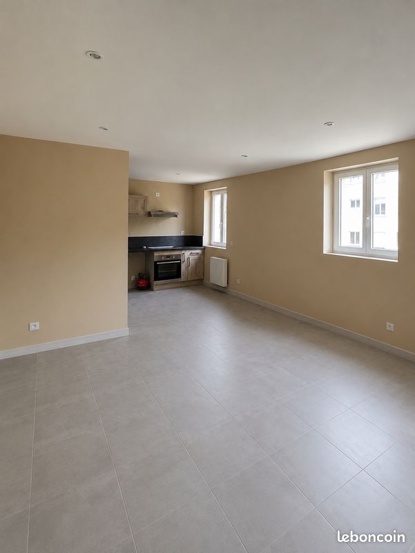 Appartement 2 pièces 42 m² · à Romagny Fontenay · 42 m² · 450 €
