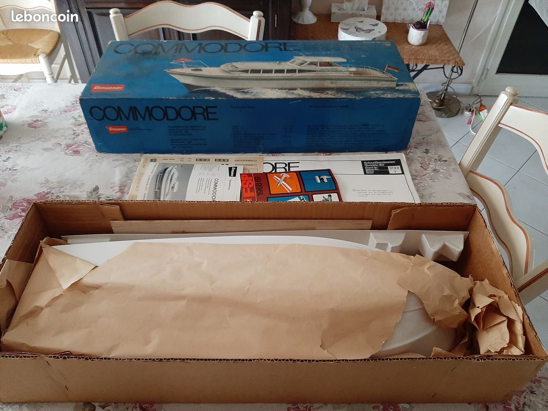 Kits de montage RC Graupner: Voitures, Avions, Bateaux