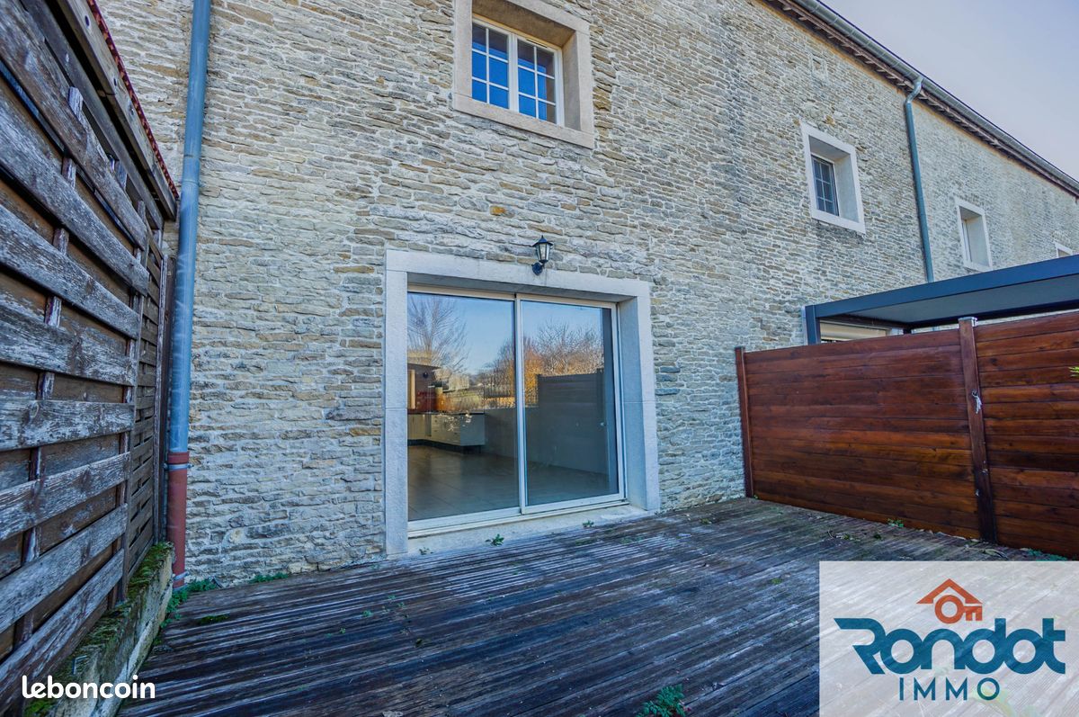 Maison 6 pièces 130 m² · à Marsannay-le-Bois · 130 m² · 240 000 €