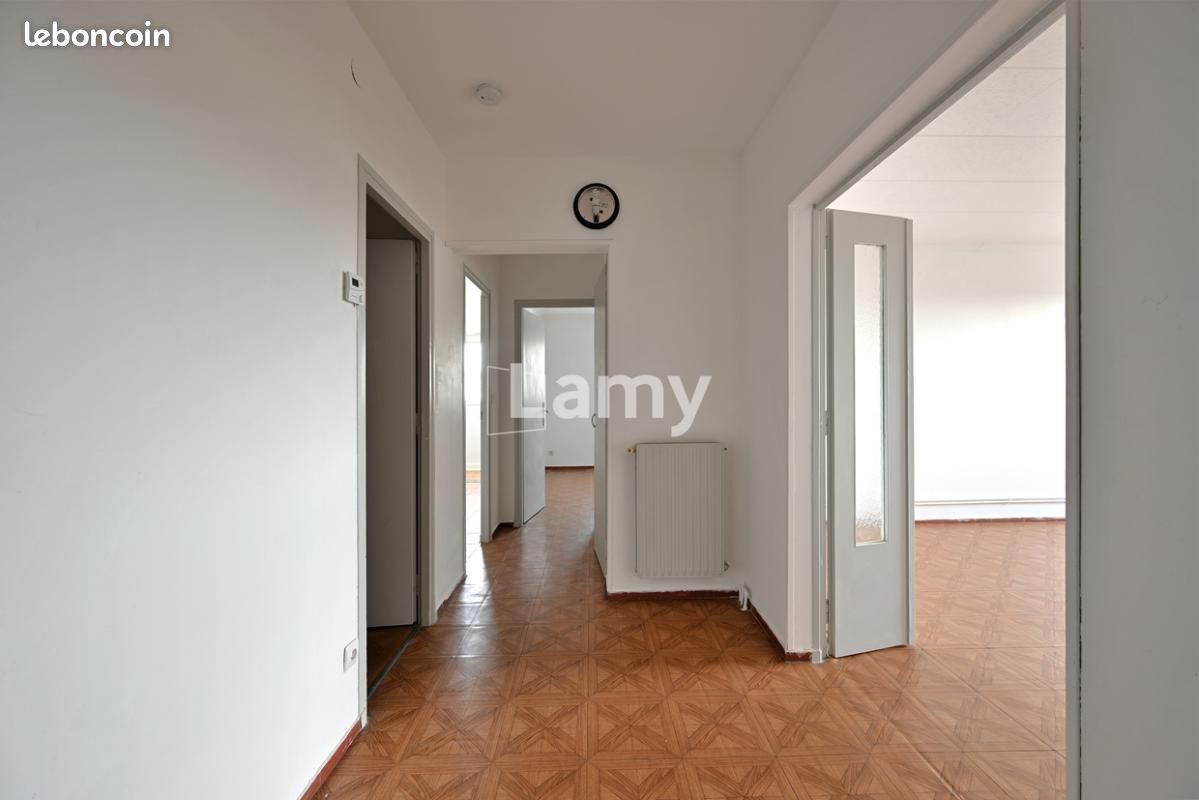 Appartement 2 pièces 49 m² · à Nîmes · 49 m² · 63 000 €