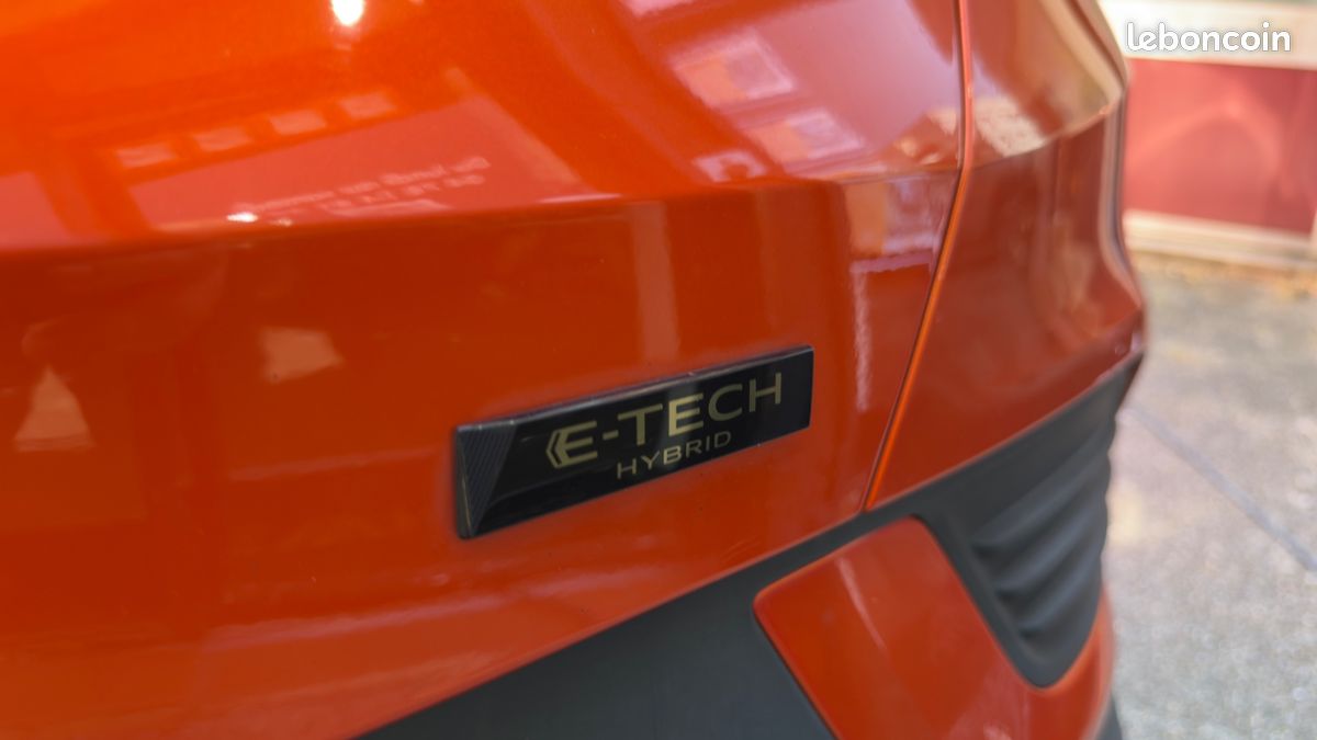 RENAULT ARKANA 1.6 E-TECH 145H FULL-HYBRID BVA ENGINEERED - 1ER MAIN - ENTRETIEN CONSTRUCTEUr (image 30)