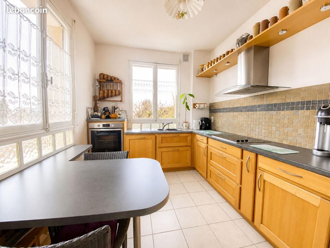 Maison 5 pièces 145 m² · à Sèvres · 145 m² · 849 000 €