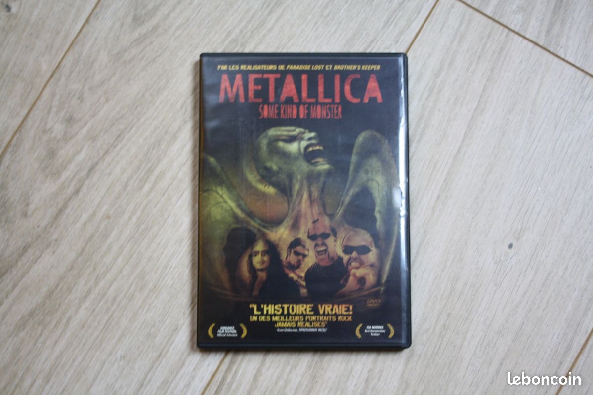 Double DVD METALLICA Some Kind Of Monster (image 3)