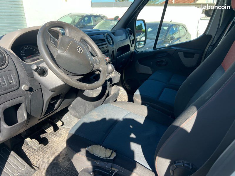 Renault master l2h2 DCI 165CH ROUES JUMELLEES (image 4)