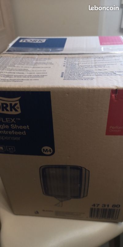 Distributeur Essuie mains TORK NEUF (image 1)