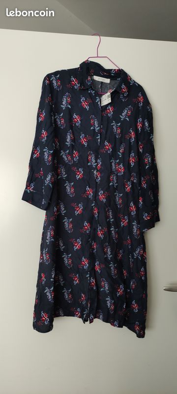 Robe à fleurs (image 1)