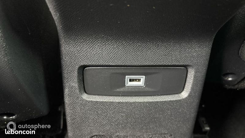 Citroen C4 PureTech 130ch S&S Shine (image 27)